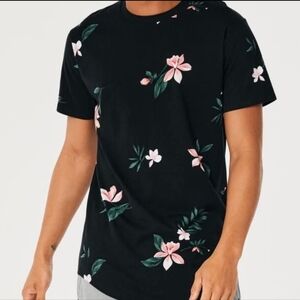 Hollister Black Curved Long Hem Tee with Floral Design